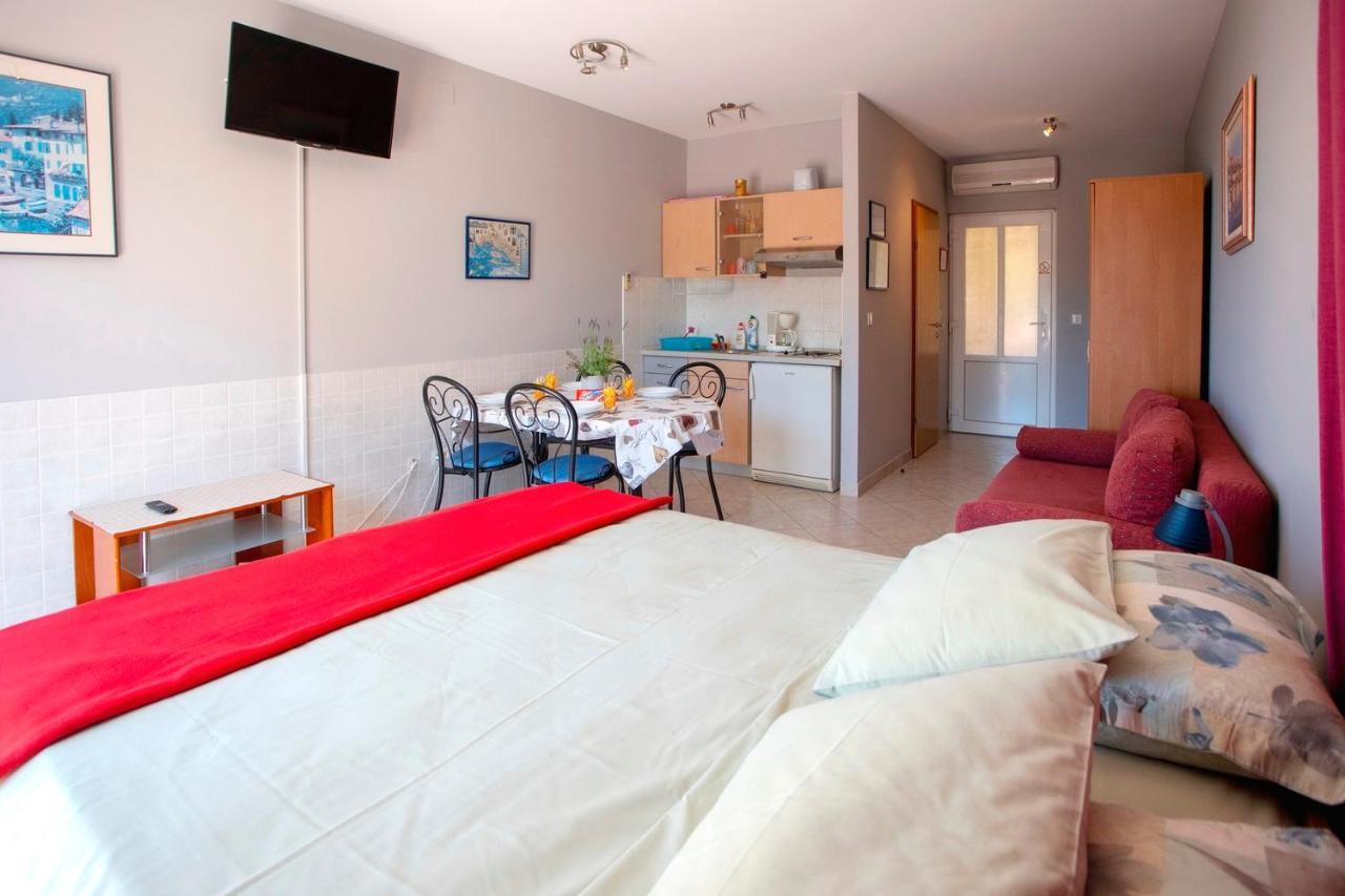 Apartament Villla Brigitte Tučepi Zewnętrze zdjęcie